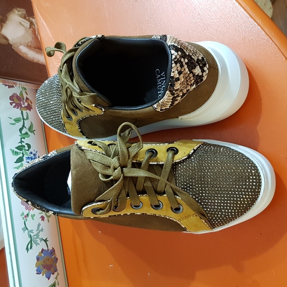 NEW Vince Camuto Leather & Suede Bling Rhinestone Multi-toned Sneakers - Picture 13 of 17